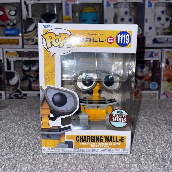 Charging Wall-E Funko Pop